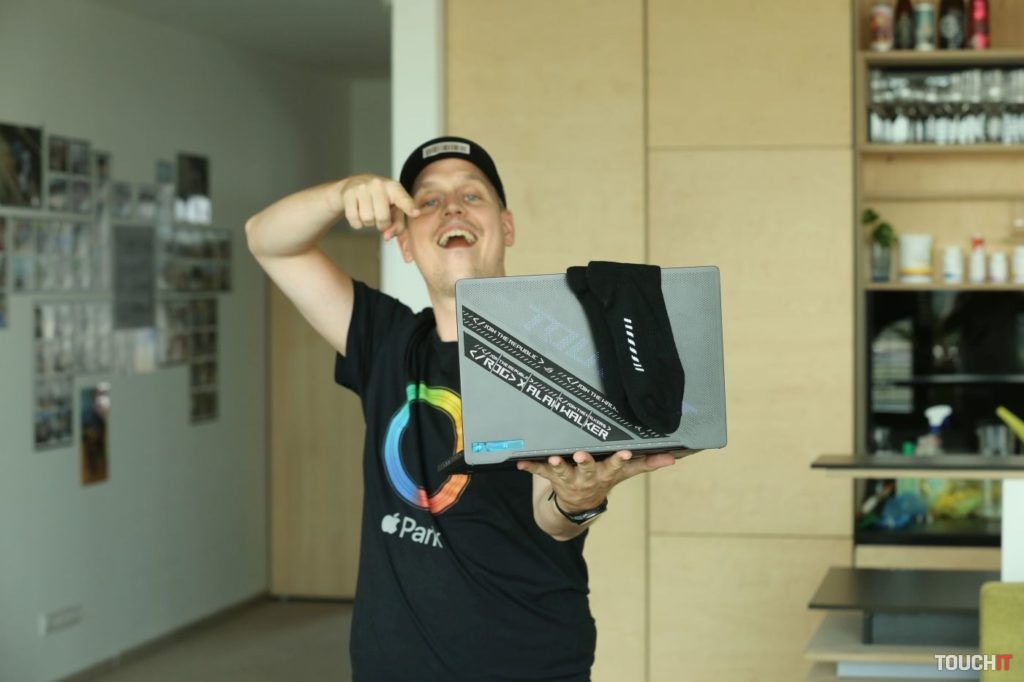 ROG Zephyrus G14 Alan Walker Special Edition